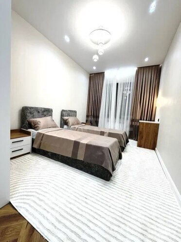 Сдаётся 3-комн. новостройка 115 м², м. 28 мая, photo 7 from 12