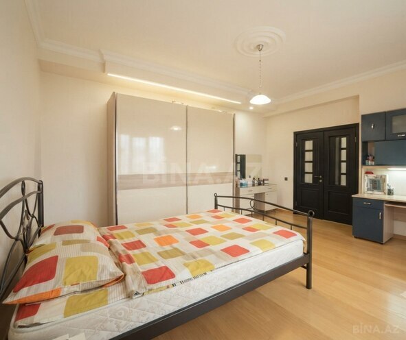 Satılır 3 otaqlı köhnə tikili 86 m², Həzi Aslanov m., photo 1 from 6