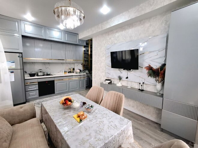 Продаётся 3-комн. новостройка 67 м², м. Ази Асланов, photo 1 from 11