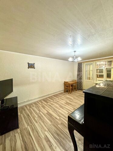 Satılır 2 otaqlı köhnə tikili 50 m², Gənclik m., photo 1 from 13