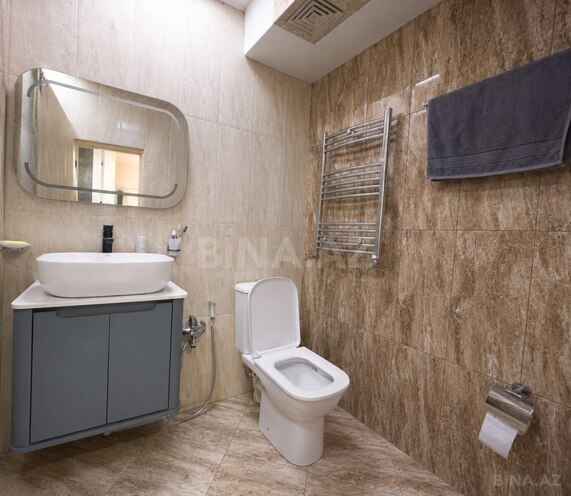 Satılır 3 otaqlı köhnə tikili 85 m², Qara Qarayev m., photo 10 from 13