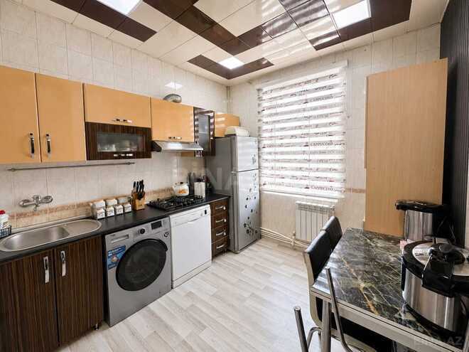 Satılır 3 otaqlı köhnə tikili 85 m², Qara Qarayev m., photo 8 from 13