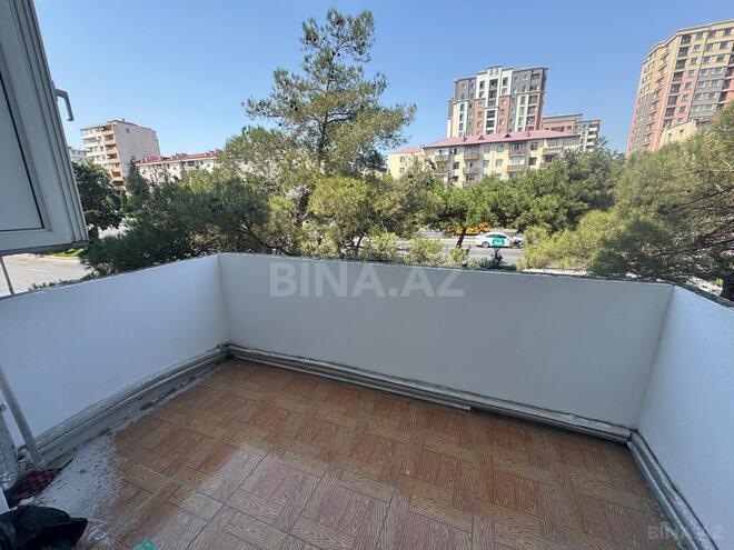 Satılır 3 otaqlı köhnə tikili 85 m², Qara Qarayev m., photo 11 from 13