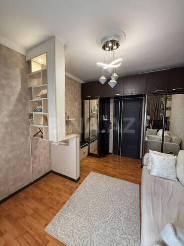 Продаётся 3-комн. вторичка 80 м², м. Ази Асланов, photo 9 from 32