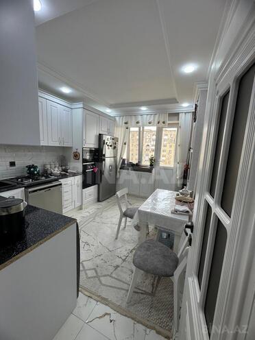Продаётся 2-комн. вторичка 60 м², м. Ази Асланов, photo 6 from 15
