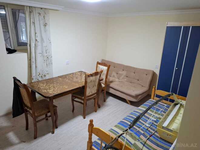 Satılır 1 otaqlı köhnə tikili 32 m², Nizami m., photo 1 from 9