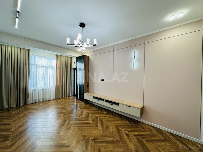 Satılır 2 otaqlı yeni tikili 72 m², Xalqlar Dostluğu m., photo 1 from 17