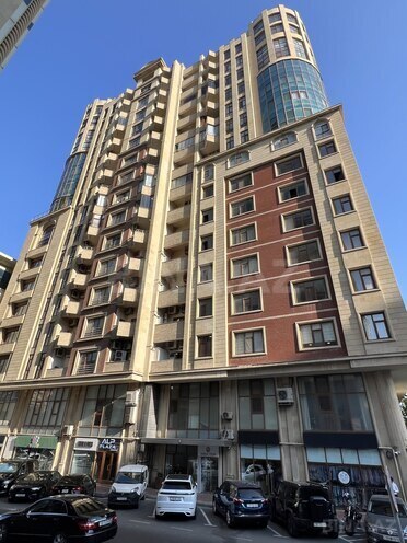 Satılır 5 otaqlı yeni tikili 335 m², Sahil m., photo 22 from 24