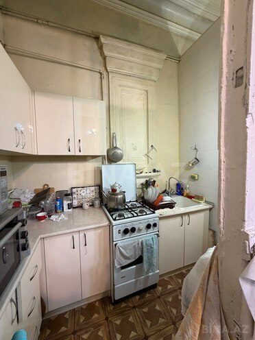 Satılır 2 otaqlı köhnə tikili 48 m², Sahil m., photo 6 from 8