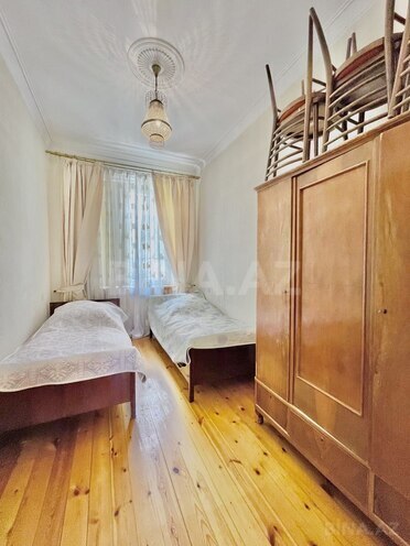 Satılır 3 otaqlı köhnə tikili 90 m², Qara Qarayev m., photo 10 from 15