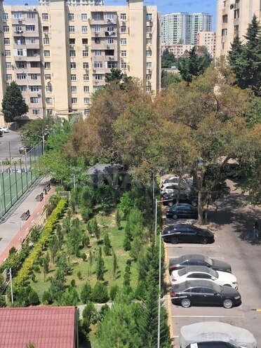 Продаётся 3-комн. вторичка 80 м², м. Ази Асланов, photo 22 from 24