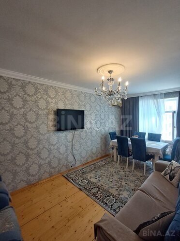 Продаётся 3-комн. вторичка 80 м², м. Ази Асланов, photo 7 from 24