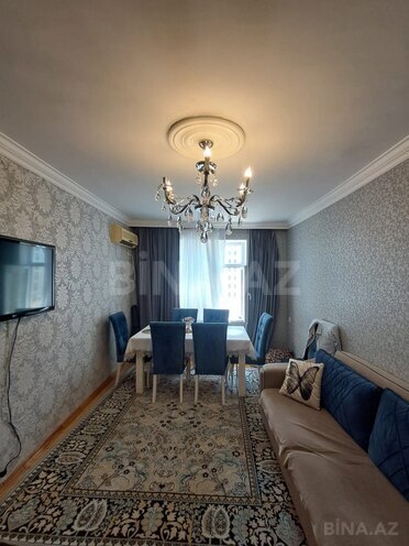 Продаётся 3-комн. вторичка 80 м², м. Ази Асланов, photo 10 from 24