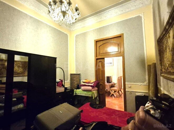 Satılır 3 otaqlı köhnə tikili 108 m², Sahil m., photo 9 from 18
