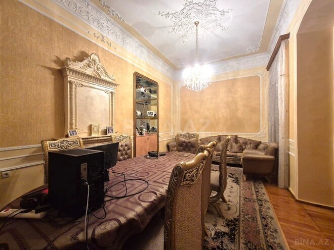 Satılır 3 otaqlı köhnə tikili 108 m², Sahil m., photo 4 from 18