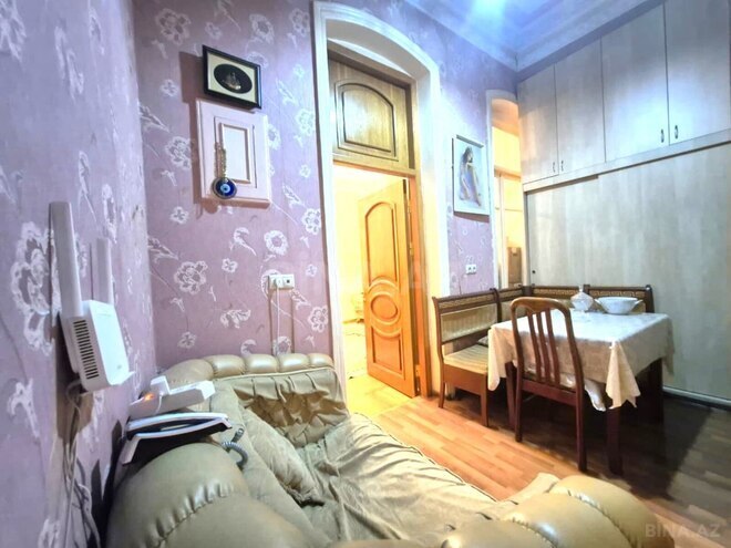 Satılır 3 otaqlı köhnə tikili 108 m², Sahil m., photo 15 from 18