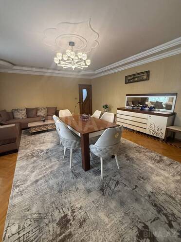 Продаётся 5-комн. вторичка 120 м², м. Нефтчиляр, photo 3 from 24