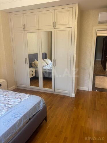 Сдаётся 3-комн. новостройка 140 м², Хатаинский р., photo 12 from 23