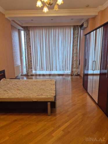 Сдаётся 3-комн. новостройка 171 м², м. 28 мая, photo 8 from 16