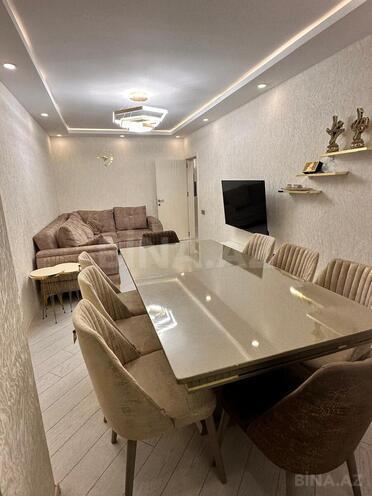 Satılır 3 otaqlı köhnə tikili 90 m², Qaraçuxur q., photo 1 from 23