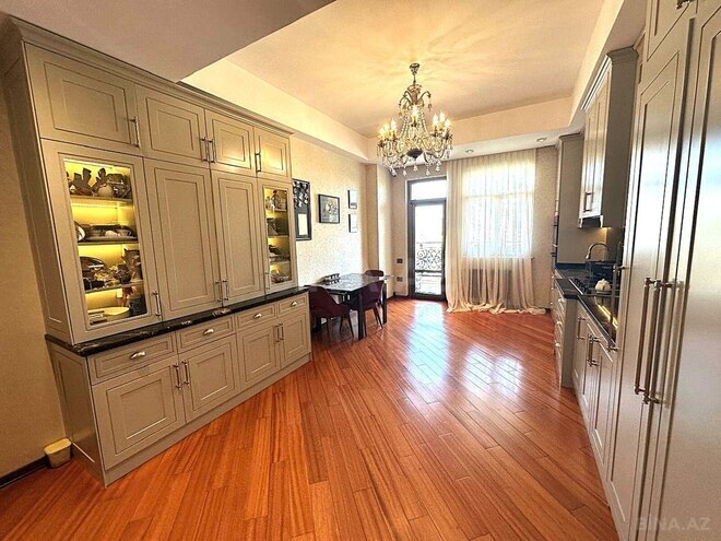 Продаётся 5-комн. новостройка 280 м², м. Низами, photo 10 from 23