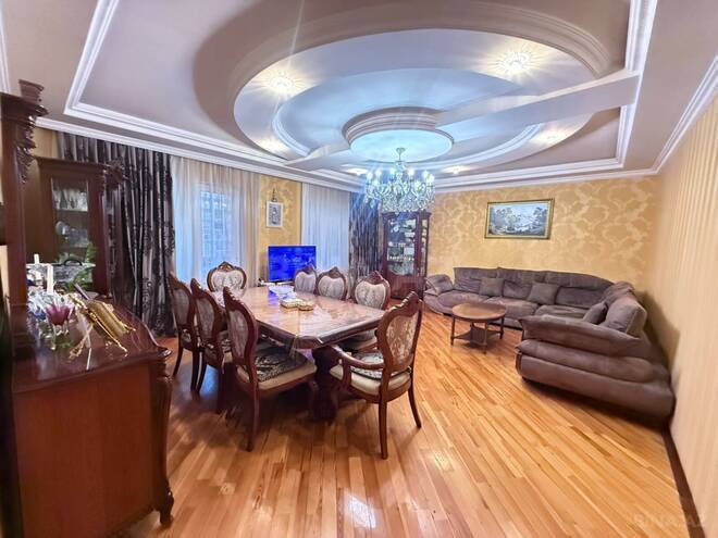 Продаётся 5-комн. вторичка 130 м², м. Азадлыг проспекти, photo 3 from 17