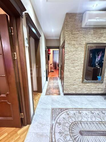 Продаётся 5-комн. вторичка 130 м², м. Азадлыг проспекти, photo 13 from 17