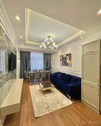 Satılır 2 otaqlı yeni tikili 67 m², İnşaatçılar m., photo 1 from 9