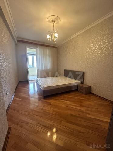 Сдаётся 3-комн. новостройка 135 м², м. Иншаатчылар, photo 3 from 14