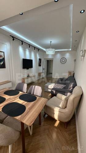 Сдаётся 2-комн. новостройка 62 м², м. 8 ноября, photo 1 from 23