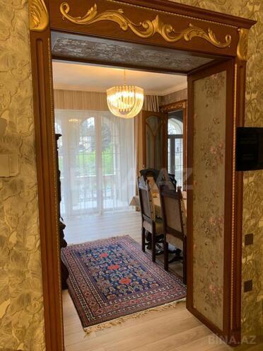 Продаётся 4-комн. вторичка 120 м², м. Сахил, photo 3 from 19