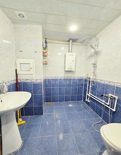 Продаётся 2-комн. вторичка 70 м², м. Мемар Аджеми, photo 10 from 12