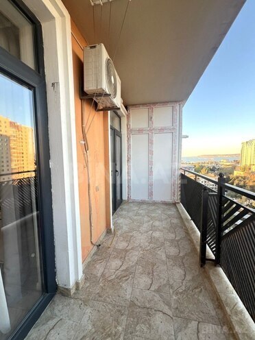 Продаётся 2-комн. новостройка 100 м², Хатаинский р., photo 18 from 27
