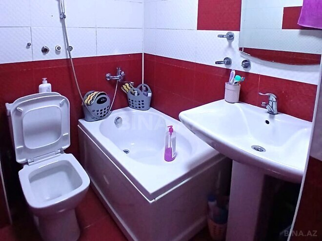 Satılır 3 otaqlı köhnə tikili 70 m², Qara Qarayev m., photo 26 from 29
