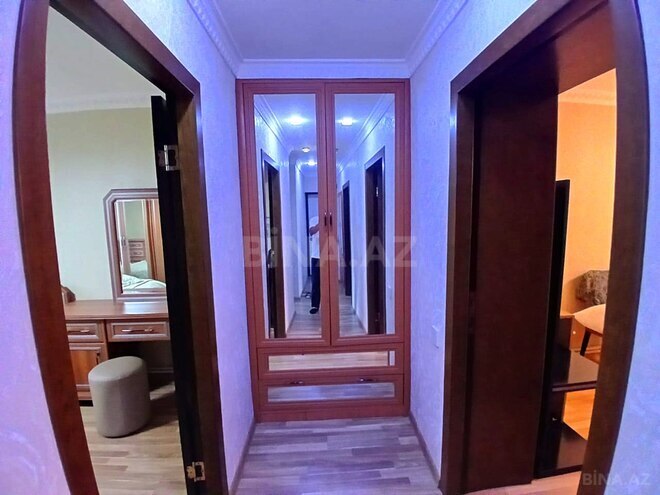 Satılır 3 otaqlı köhnə tikili 70 m², Qara Qarayev m., photo 15 from 29