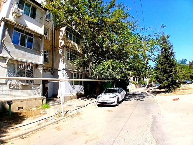 Satılır 3 otaqlı köhnə tikili 70 m², Qara Qarayev m., photo 22 from 29
