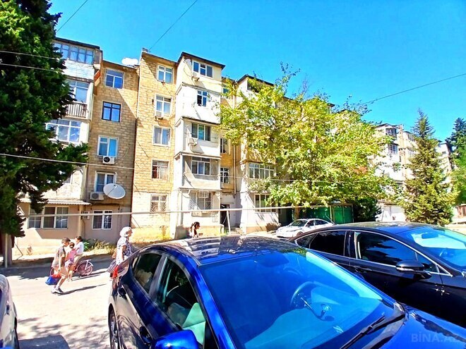 Satılır 3 otaqlı köhnə tikili 70 m², Qara Qarayev m., photo 24 from 29