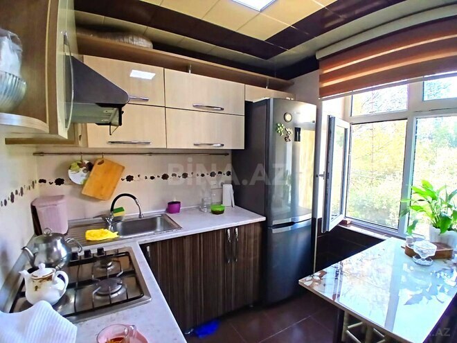 Satılır 3 otaqlı köhnə tikili 70 m², Qara Qarayev m., photo 14 from 29