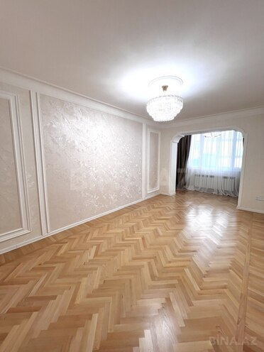 Продаётся 2-комн. вторичка 60 м², м. Элмляр Академиясы, photo 3 from 11