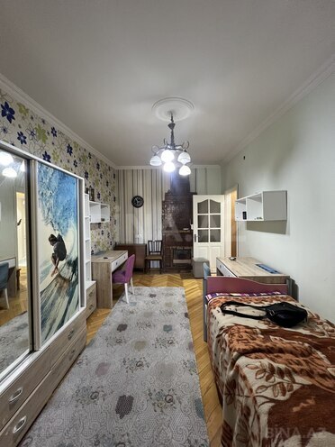 İcarəyə verilir 3 otaqlı köhnə tikili 90 m², Elmlər Akademiyası m., photo 7 from 13