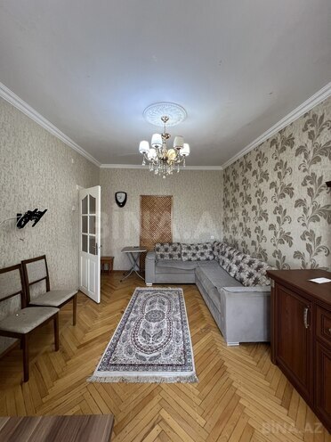 İcarəyə verilir 3 otaqlı köhnə tikili 90 m², Elmlər Akademiyası m., photo 1 from 13
