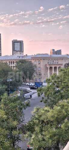 Продаётся 2-комн. вторичка 60 м², м. Элмляр Академиясы, photo 10 from 11