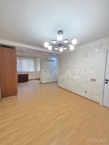 Satılır 3 otaqlı köhnə tikili 65 m², Elmlər Akademiyası m., photo 1 from 14