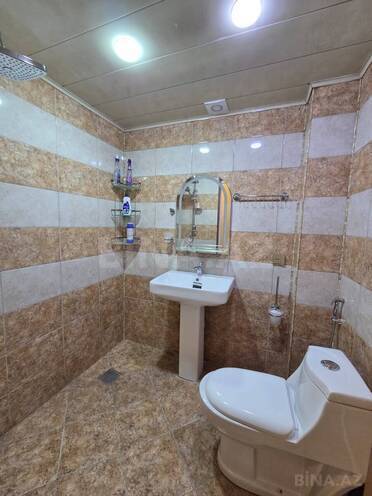 Satılır 3 otaqlı köhnə tikili 65 m², Elmlər Akademiyası m., photo 13 from 14