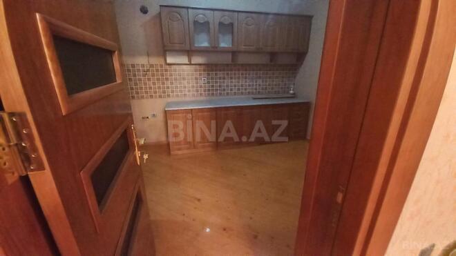 Satılır 11 otaqlı həyət evi/bağ evi 410 m², Bakıxanov q., photo 18 from 30