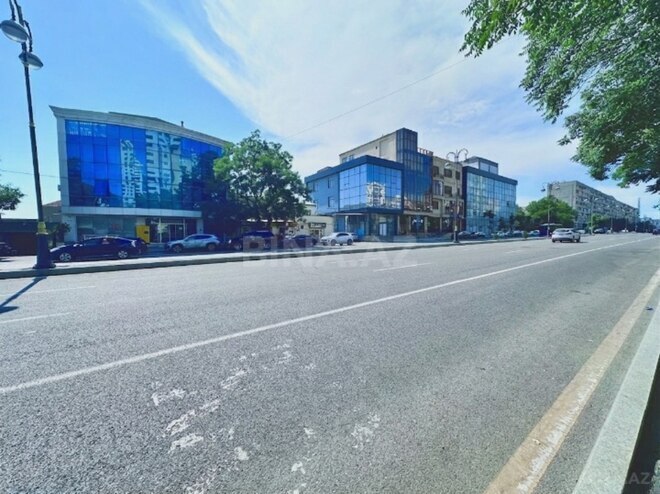 Сдаётся  объект 300 м², м. Иншаатчылар, photo 1 from 11