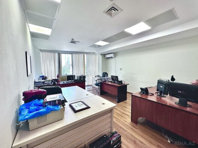 Сдаётся  объект 300 м², м. Иншаатчылар, photo 9 from 11