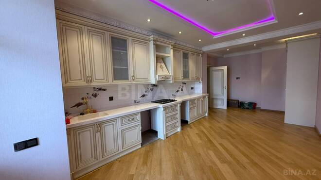 Продаётся 3-комн. новостройка 217 м², Наримановский  р., photo 1 from 28