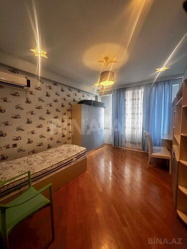 Сдаётся 3-комн. новостройка 128 м², м. 8 ноября, photo 8 from 14
