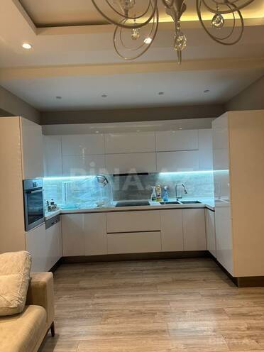 Сдаётся 3-комн. новостройка 115 м², Хатаинский р., photo 3 from 14